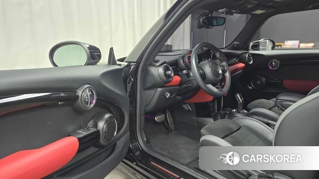 Mini Cooper S id 4410407 из Кореи 32