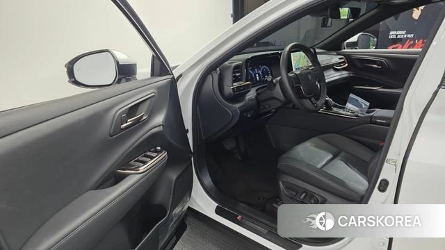Toyota Crown Crossover id 4329574 из Кореи 34