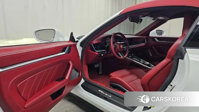 Porsche 911(992) id 3734299 из Кореи 20