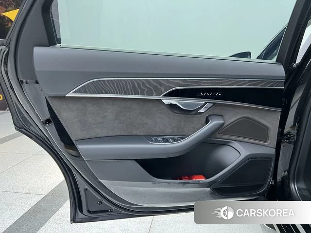Audi A8 id 4214557 из Китая 31