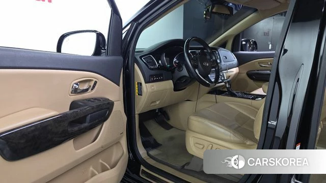 Kia The New Carnival id 4371662 из Кореи 32