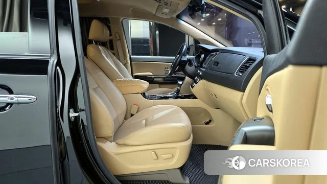 Kia The New Carnival id 3861294 из Кореи 20