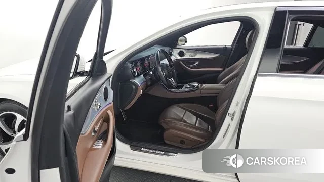 Mercedes-Benz E-Class W213 id 3444323 из Кореи 20