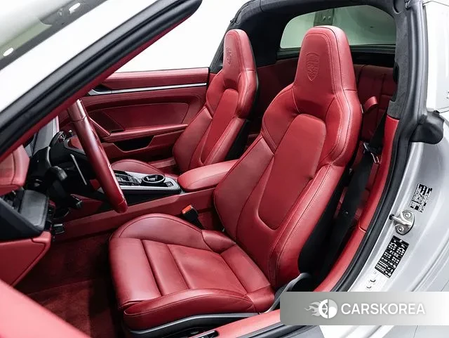 Porsche 911(992) id 3411824 из Кореи 20