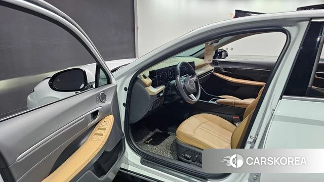 Hyundai Sonata D Edge Hybrid (DN8) id 4322097 из Кореи 30