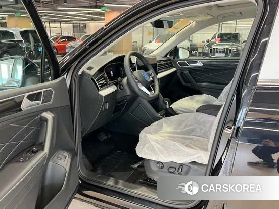 Volkswagen Tiguan L PHEV id 4260993 из Китая 14