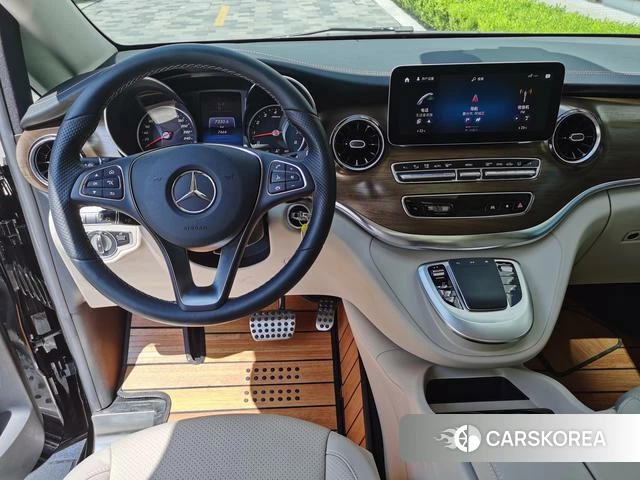 Mercedes-Benz V-class id 4219787 из Китая 22