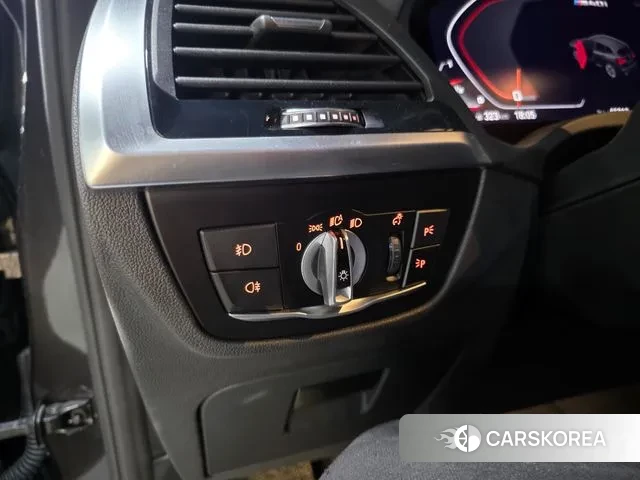 BMW X3 (G01) id 3355707 из Кореи 17