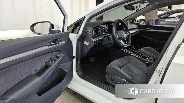 Volkswagen Golf 8th Generation id 4194138 из Кореи 37