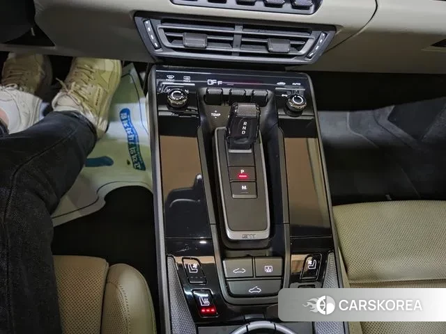 Porsche 911(992) id 3519377 из Кореи 20