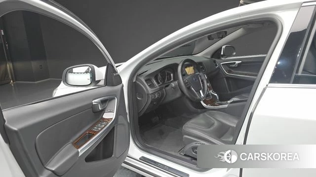 Volvo S60 id 4447934 из Кореи 30
