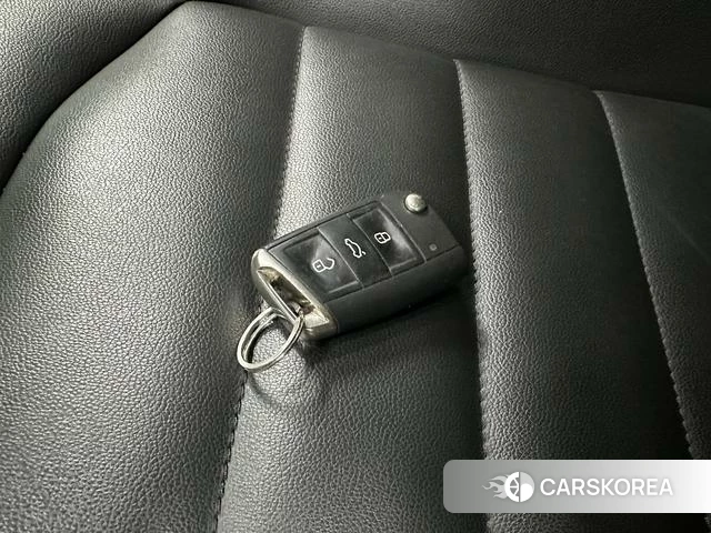Volkswagen Tuyue id 4215017 из Китая 20