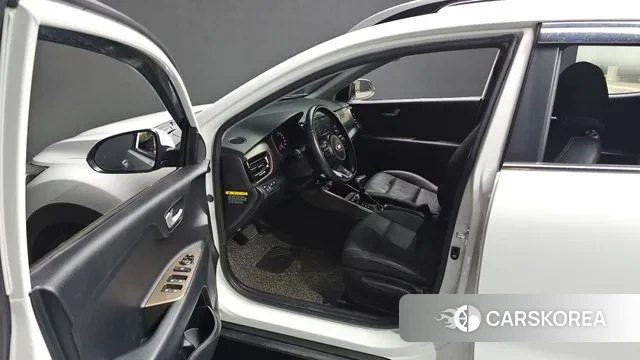 Kia Stonic id 3754605 из Кореи 20