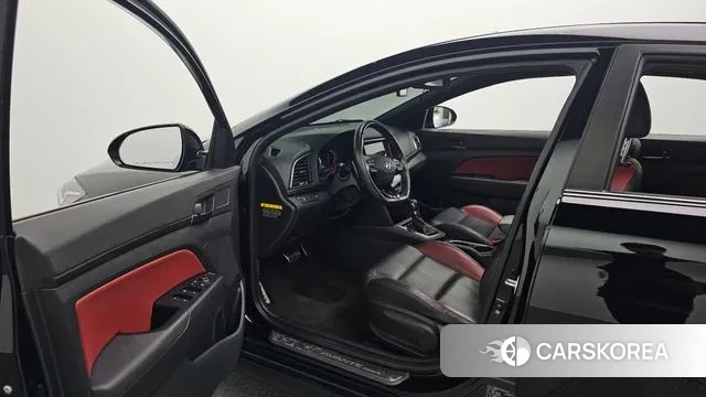 Hyundai Avante AD id 3156776 из Кореи 20