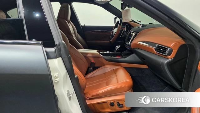 Maserati Levante id 3954922 из Кореи 20