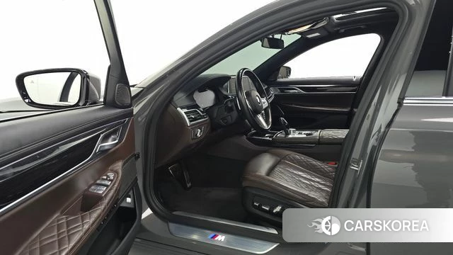 BMW 7 Series (G11) id 3935553 из Кореи 20