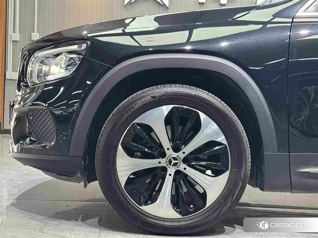 Mercedes-Benz GLB id 4606946 из Китая 23