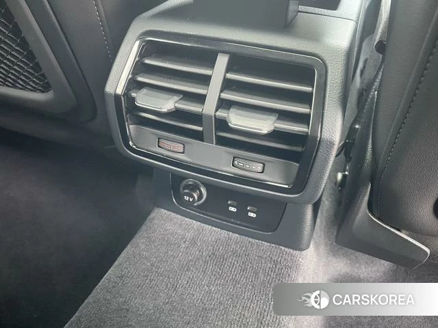 Audi Q3 Sportback id 4258594 из Китая 26