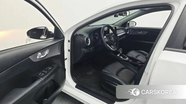 Kia The New K3 2nd generation id 4463833 из Кореи 30