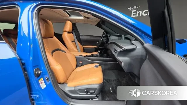 Lexus UX250h id 3270048 из Кореи 20