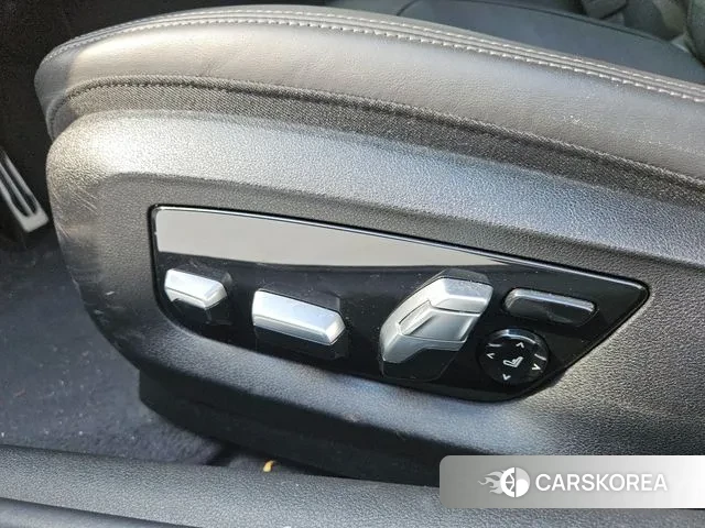 BMW 5 Series (G30) id 2997490 из Кореи 20