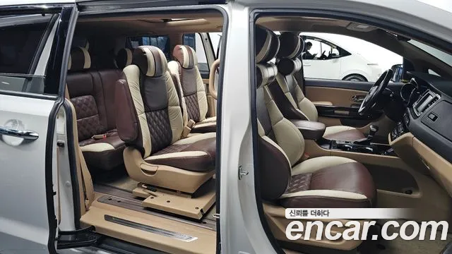 Kia The New Carnival id 2435689 из Кореи 20