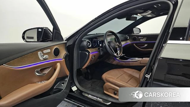 Mercedes-Benz E-Class W213 id 4549744 из Кореи 36