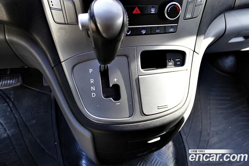 Hyundai The New Grand Starex id 908845 из Кореи 17