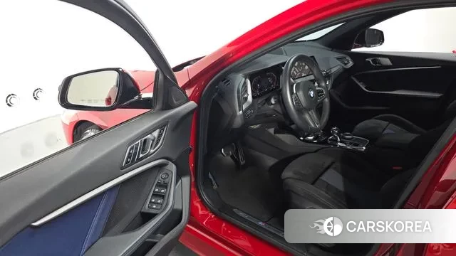 BMW 1 Series (F40) id 3044662 из Кореи 20