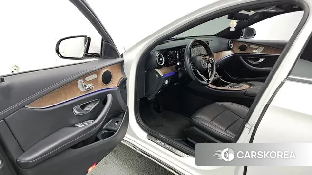 Mercedes-Benz E-Class W213 id 3378225 из Кореи 20