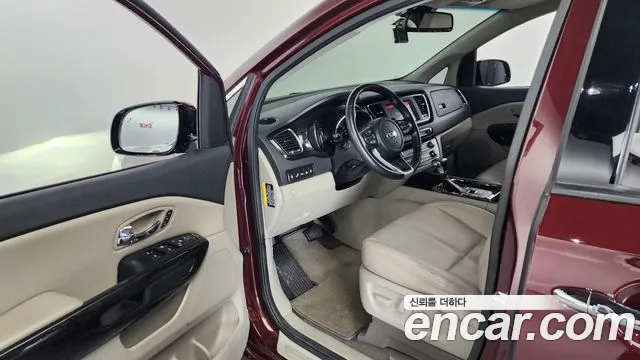 Kia The New Carnival id 2712325 из Кореи 20