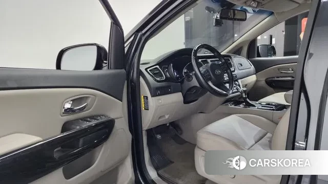 Kia The New Carnival id 3687287 из Кореи 20