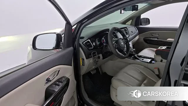 Kia The New Carnival id 3709071 из Кореи 20