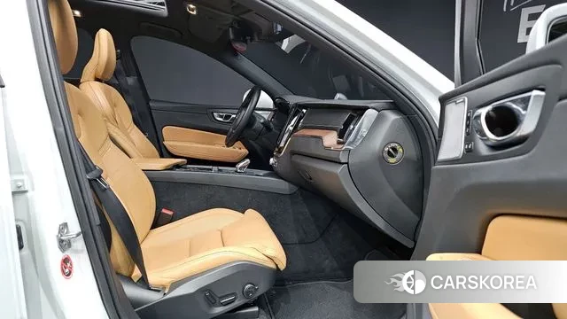 Volvo XC60 second Generation id 3587344 из Кореи 20