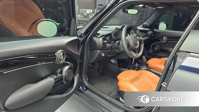 Mini Cooper S id 4768293 из Кореи 31