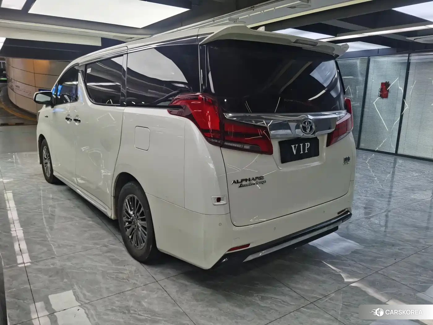 Toyota Alphard id 4547257 из Китая 14