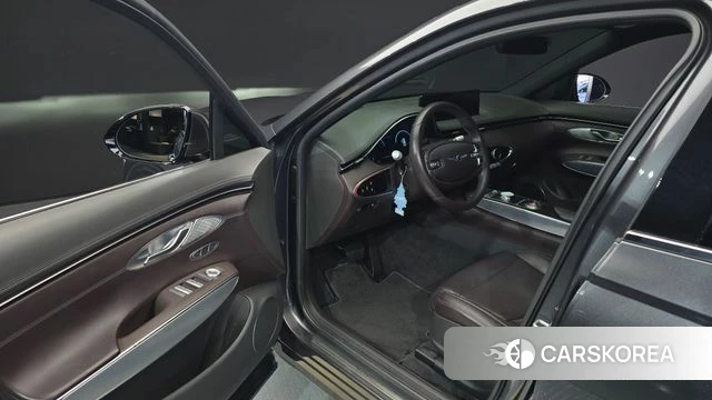 Genesis GV70 id 3878895 из Кореи 15