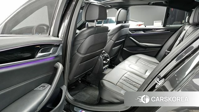 BMW 5 Series (G30) id 3886366 из Кореи 20