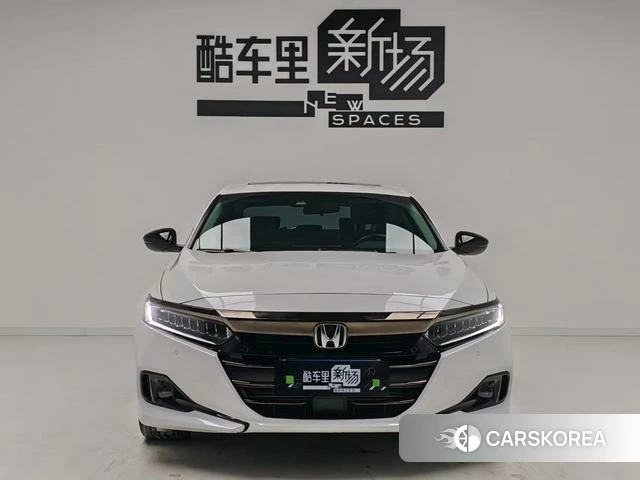 Honda Accord id 4238048 из Китая 17