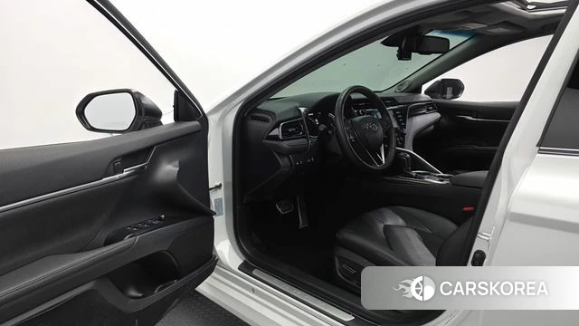 Toyota Camry (XV70) id 4557585 из Кореи 20