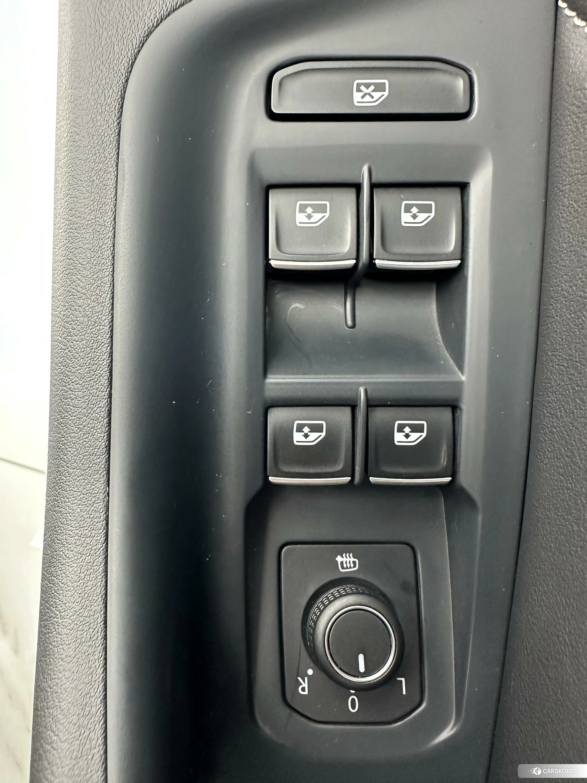 Volkswagen Magotan id 4453970 из Китая 17
