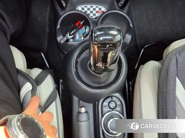 Mini Cooper S id 3639656 из Кореи 15