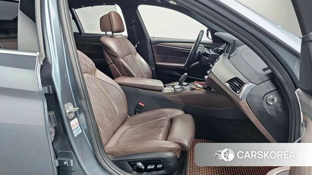 BMW 5 Series (G30) id 3801684 из Кореи 20