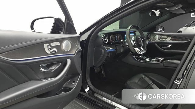 Mercedes-Benz E-Class W213 id 4397335 из Кореи 32