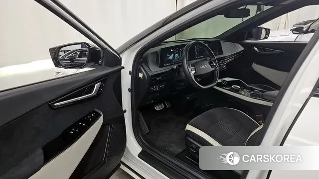 Kia EV6 id 3529427 из Кореи 20