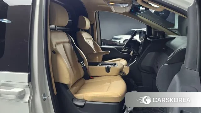 Hyundai Staria id 3599935 из Кореи 20