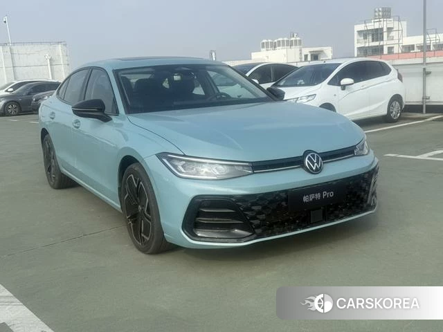 Volkswagen Passat id 3920873 из Китая 13