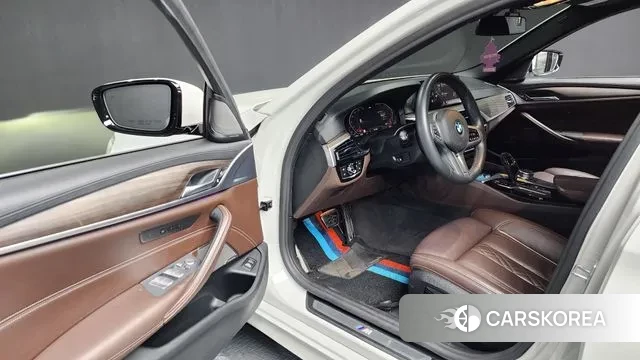 BMW 5 Series (G30) id 2902135 из Кореи 20