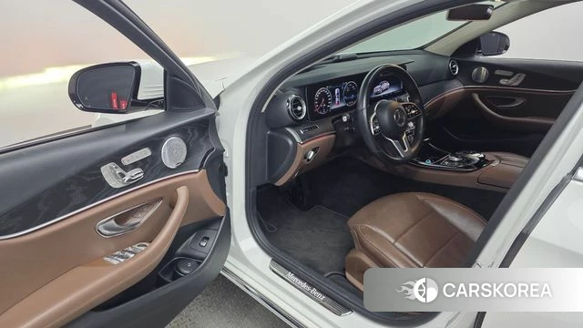 Mercedes-Benz E-Class W213 id 4483198 из Кореи 30