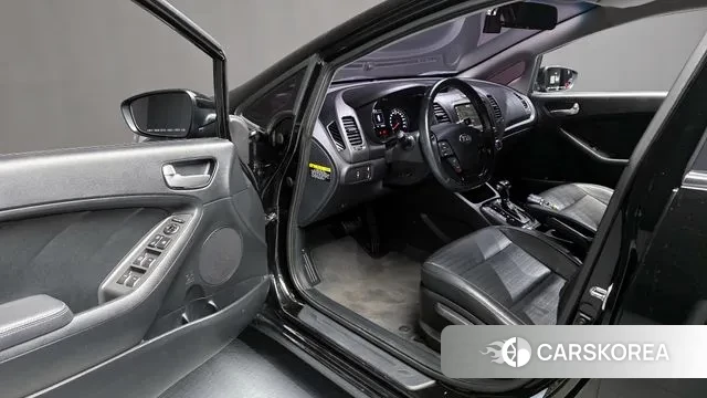 Kia The New K3 id 3723874 из Кореи 20